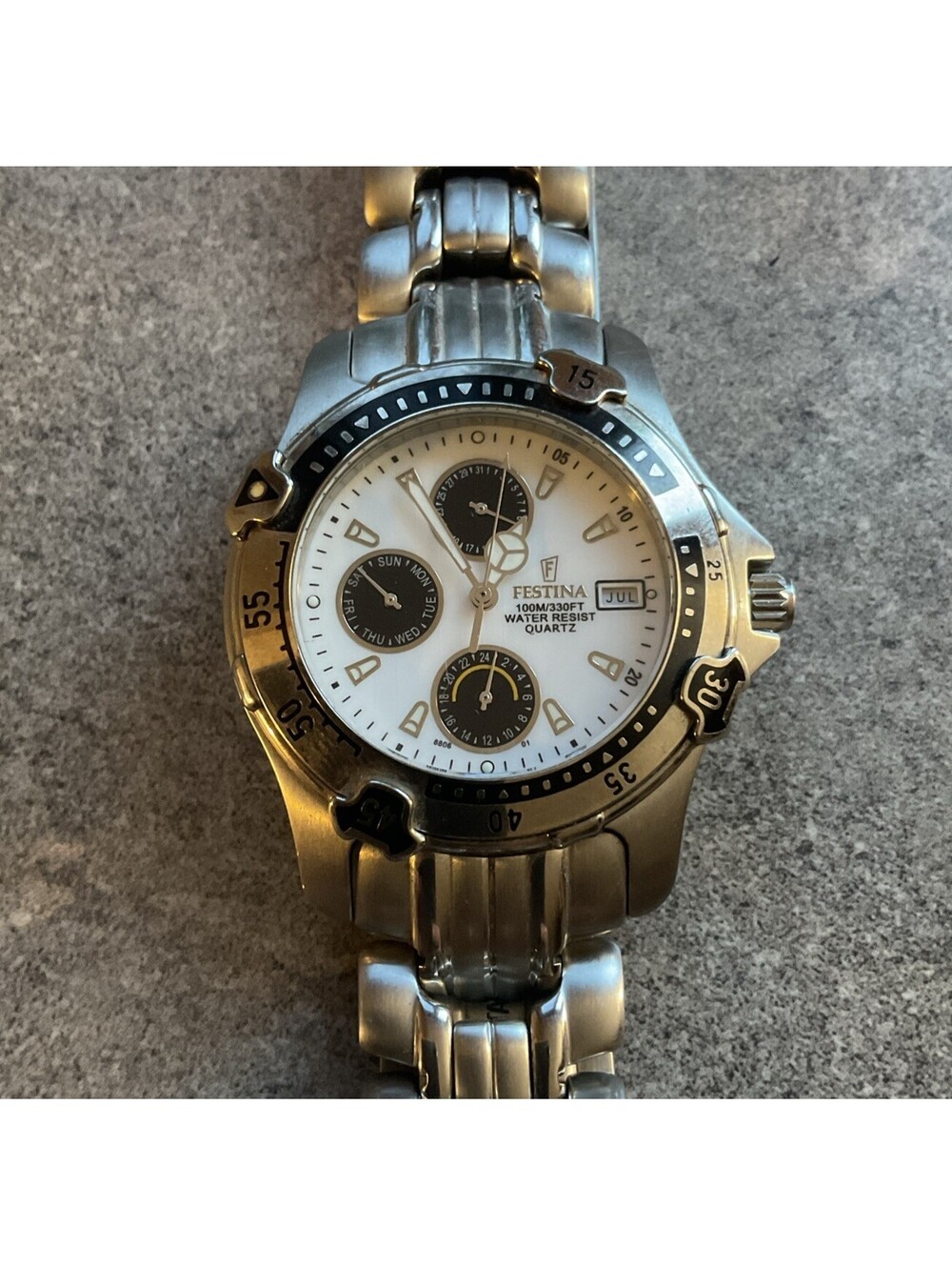 Festina Mens Diver Style Watch 39mm Stainless Steel Case/Band Rotating Bezel A9